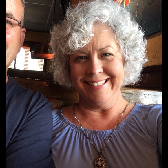 Meet your Posher, Paula - Picture 1 of 1